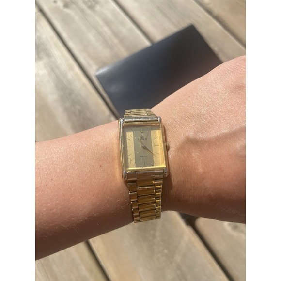 Vintage Lorus Gold Tone Quartz Watch 16mm For Ladies - Picture 6 of 11